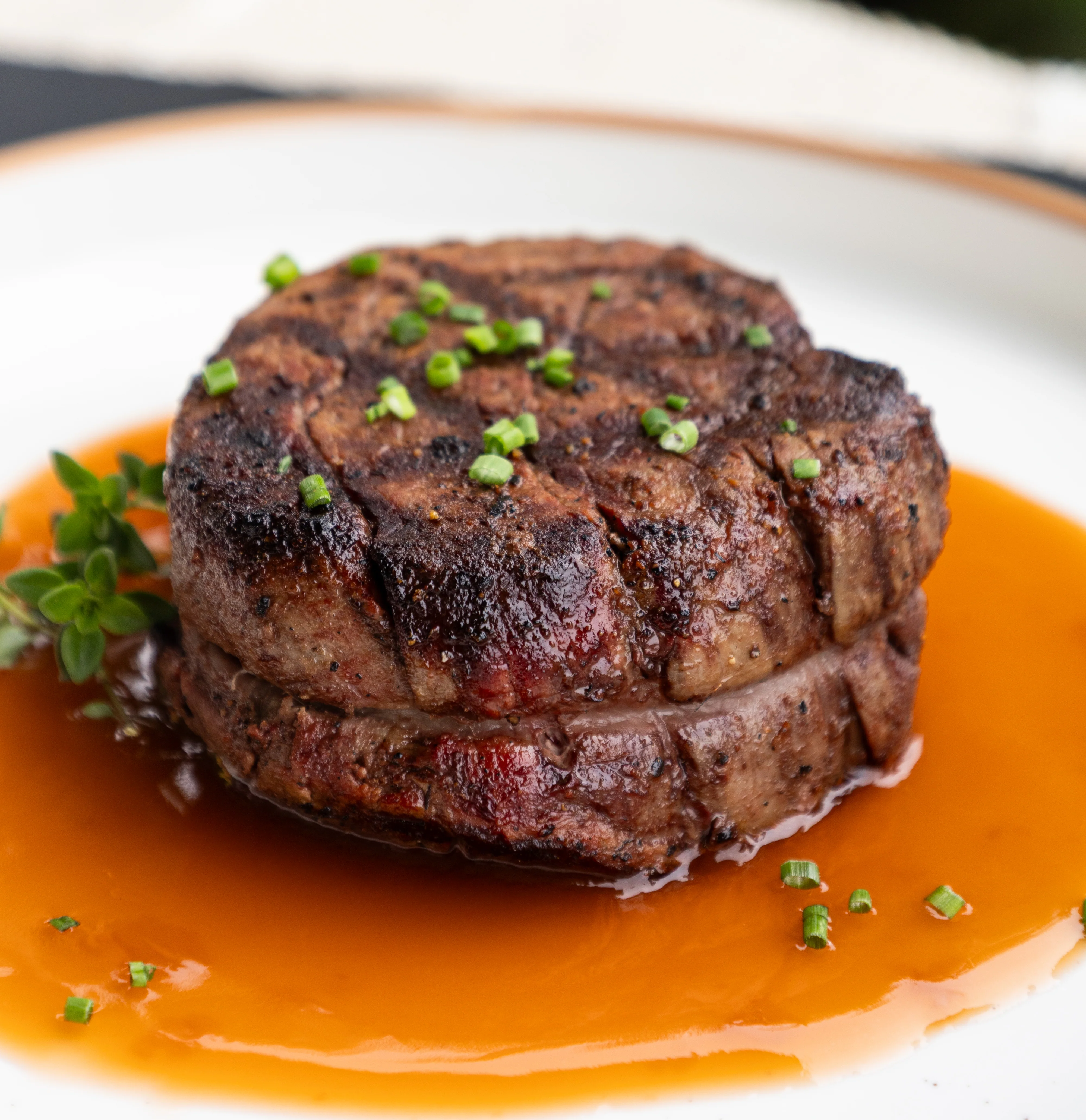 8" Skillet and Filet Mignon Gift Bundle - Image 10