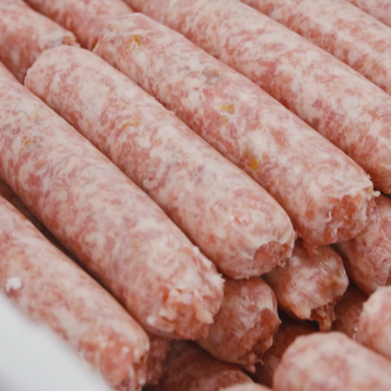 Southern Peach Bratwurst DIY Kit w/ Collagen Casings - Image 4